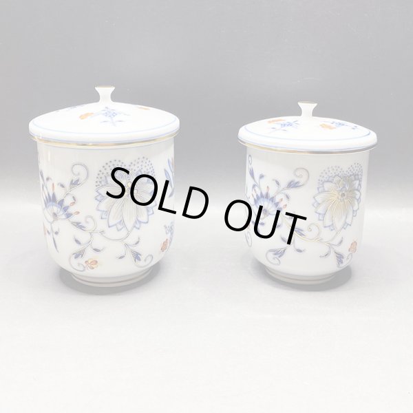 画像1: マイセン（Meissen） ブルーオニオン レッド＆ゴールド　夫婦蓋付湯呑 共箱  iw240924a01 (1)