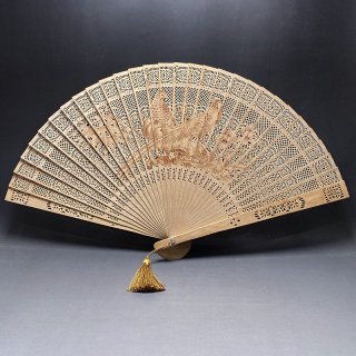 高級白檀扇子透かし彫り手焼き金鶏 iw250518a07 - 横浜中華街