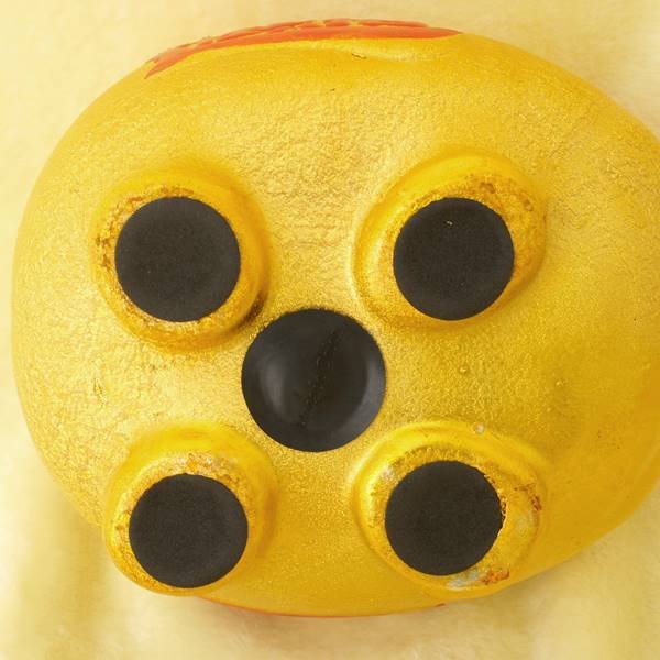 画像4: 横浜中華街名物・金運を呼び込む金ブタ招財貯金箱  16インチ (4)