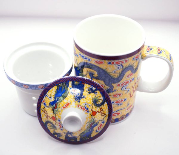 画像2: 陶器製 茶漉し付きマグカップ 双龍戯珠柄 黄色 (2)