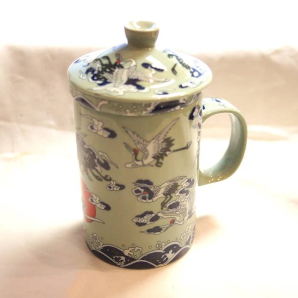 画像1: 茶漉し付きマグカップ 鶴 (1)