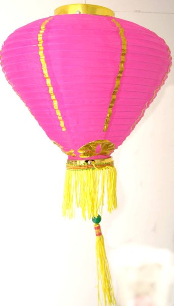 画像3: 12寸 吉祥 カラー ダイヤ型 堤灯 ランタン 桃色 216C0812-PI    1個 (3)