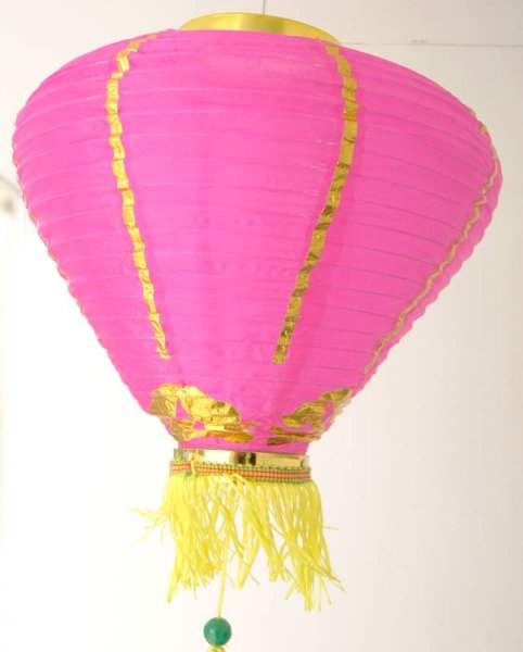 画像7: 12寸 吉祥 カラー ダイヤ型 堤灯 ランタン 桃色 216C0812-PI    1個 (7)