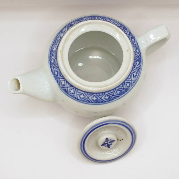 画像8: 景徳鎮 青ホタル焼き 柿 急須  中サイズ (8)