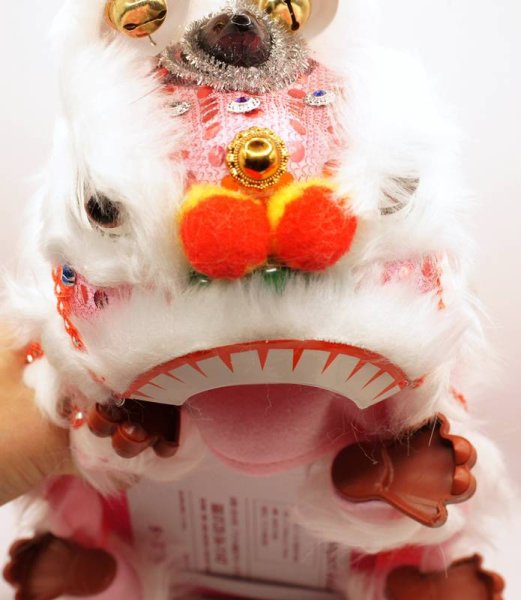 画像2: 横浜中華街 獅子舞 ティッシュケース カバー 白色 221XL004-wh (2)