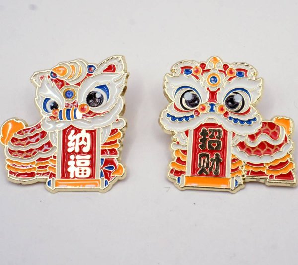 画像2: 獅子舞 ピンバッジ 左右2個セット 「納福・招財」237004A (2)