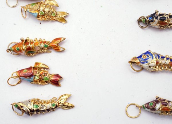 画像2: 七宝 (景泰藍) 小魚C アクセサリー TOPパーツ 5個セット (2)